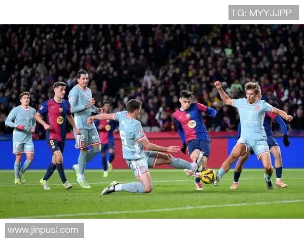 西甲焦点战役巴萨主场迎战马竞争夺荣耀与胜利 西甲焦点战役巴萨主场迎战马竞争夺荣耀与胜利